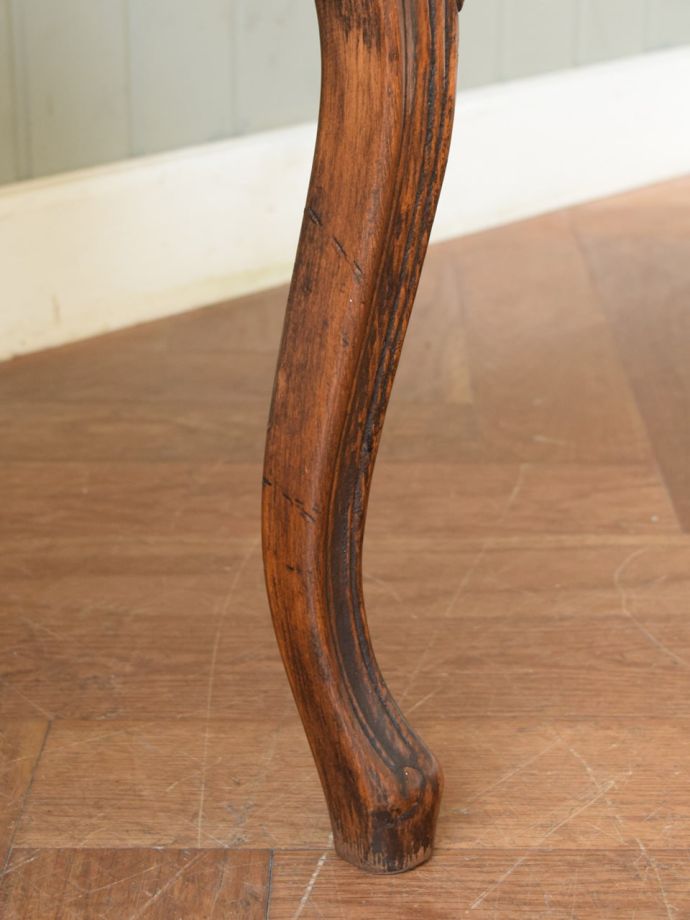 アンティーク椅子の脚