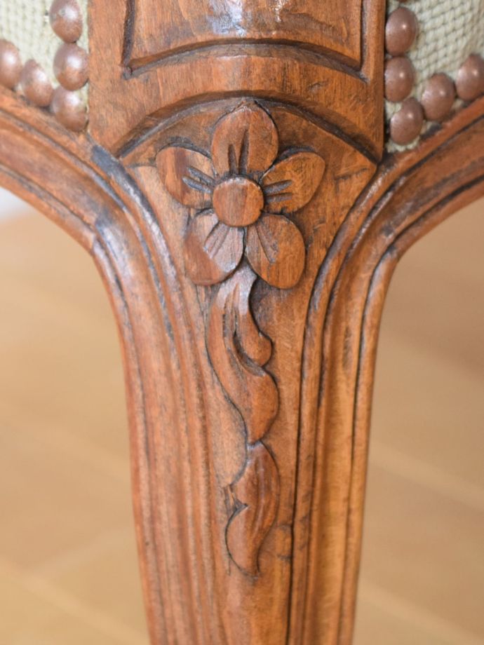 アンティークらしい装飾