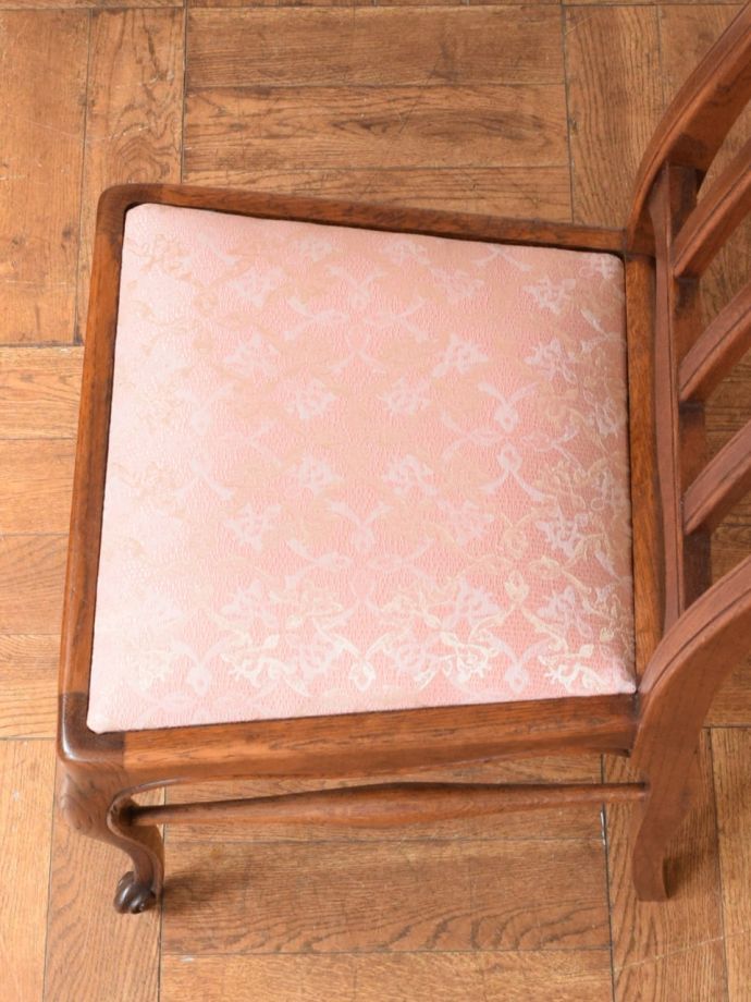 アンティークチェアの座面