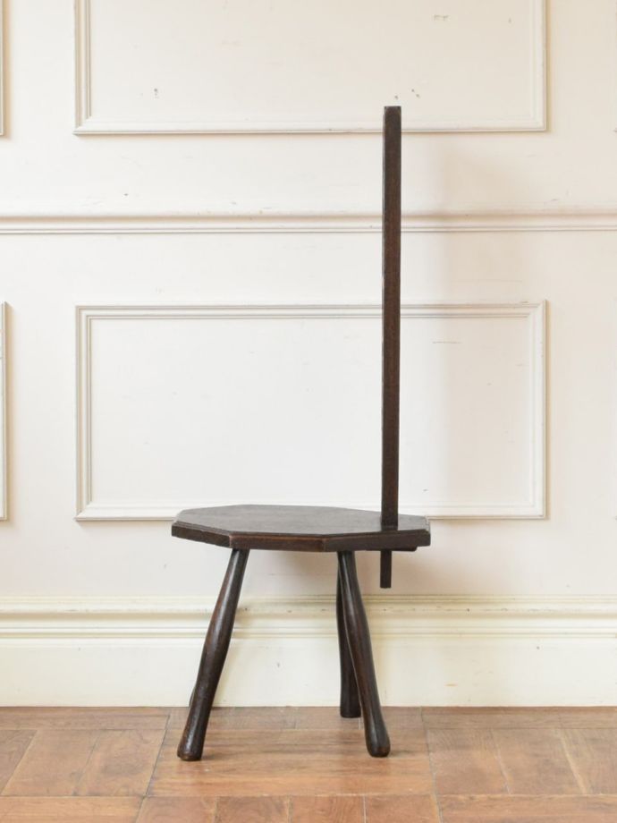 アンティークの椅子の側面