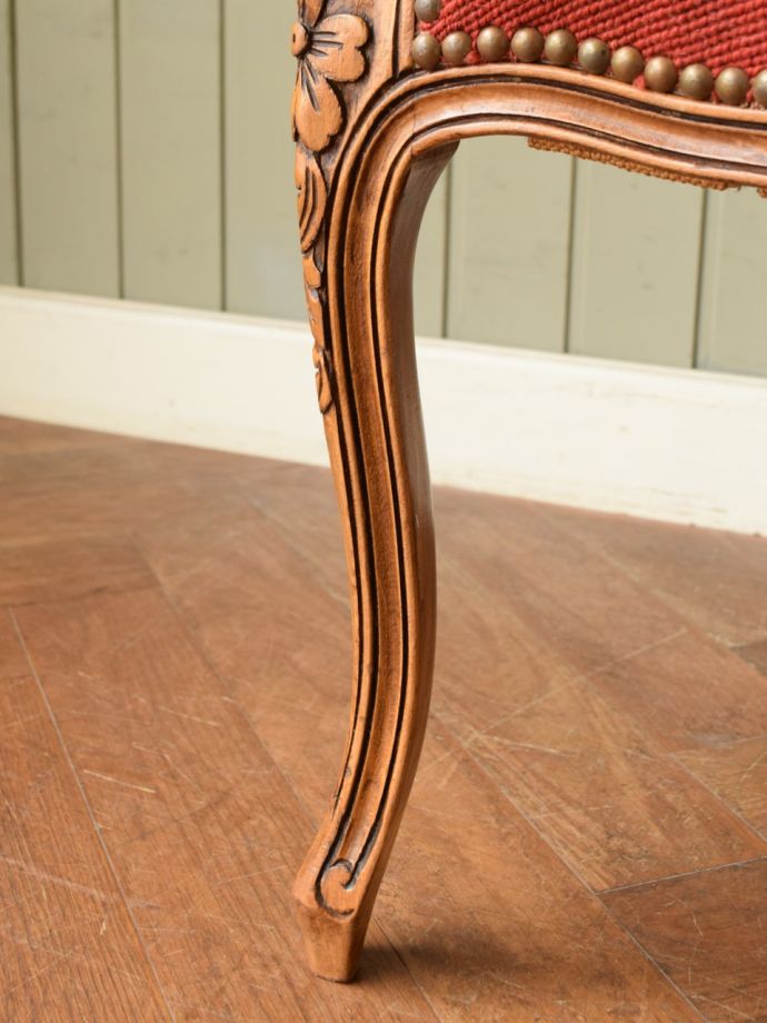 アンティーク椅子の脚