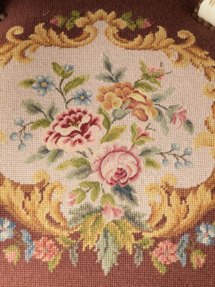 アンティークチェアの生地