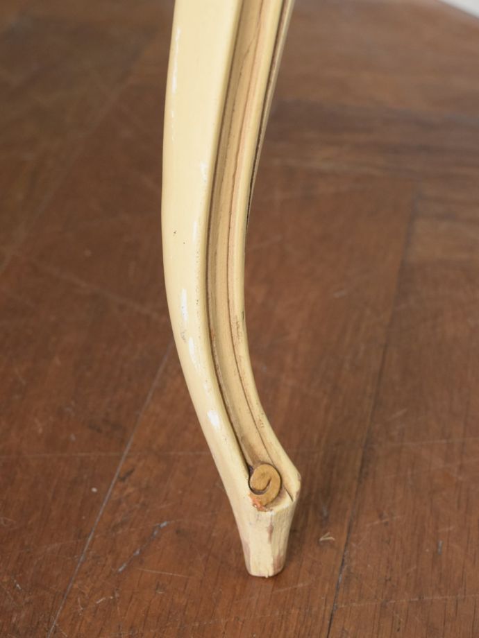 アンティーク椅子の脚