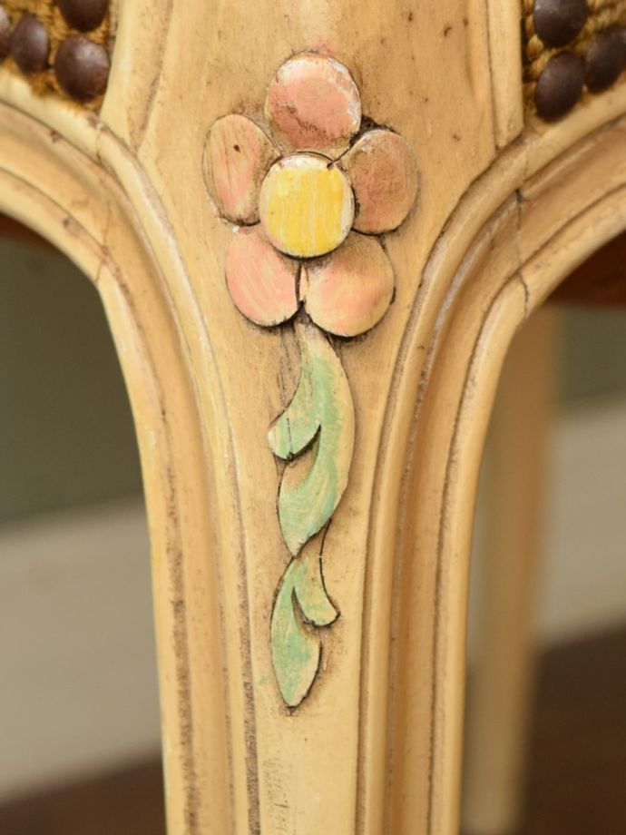 アンティークらしい装飾