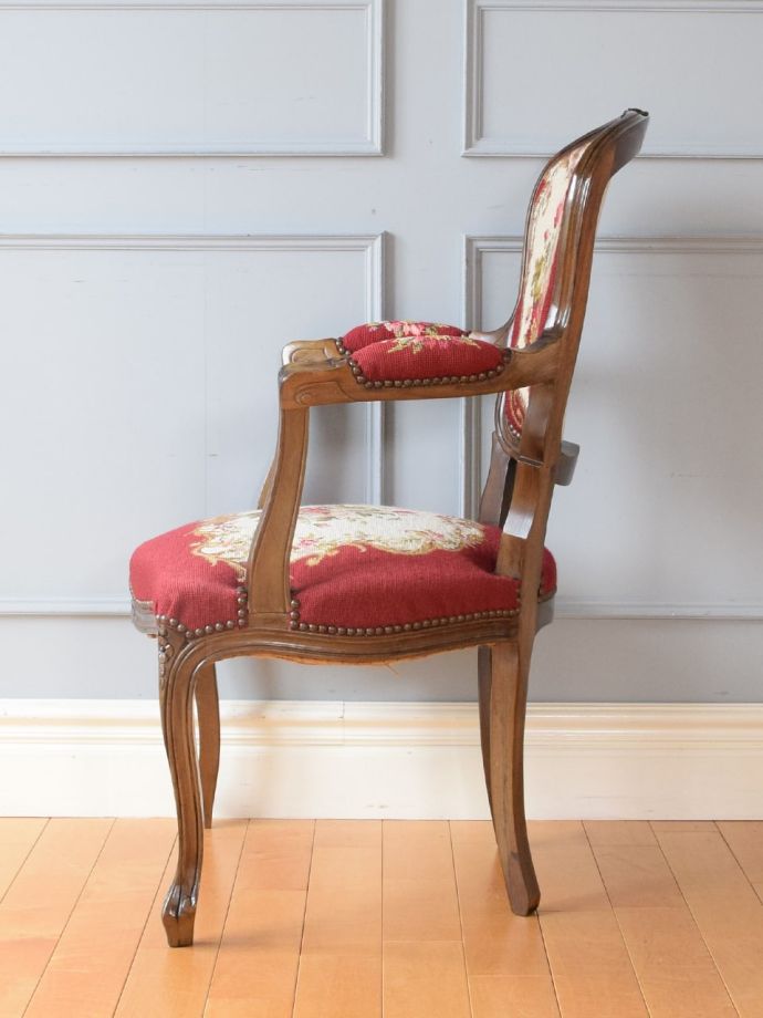 フランスの椅子の側面