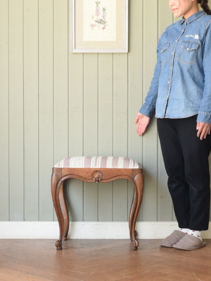 フランスのアンティークスツール