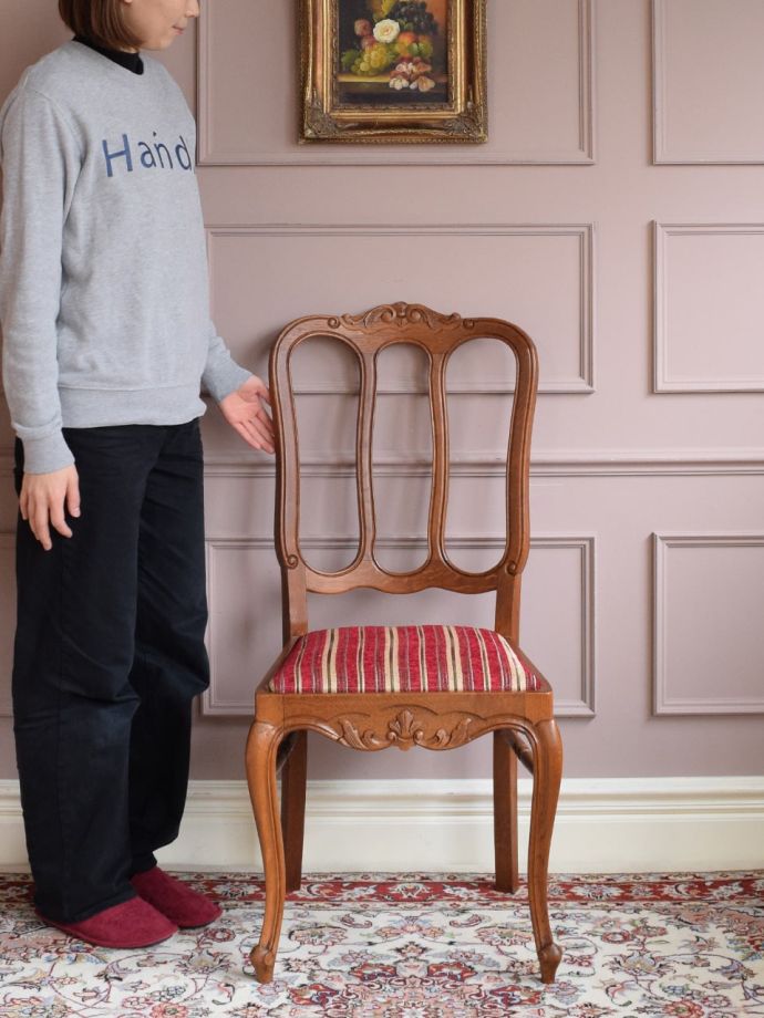 フランスのアンティークチェア