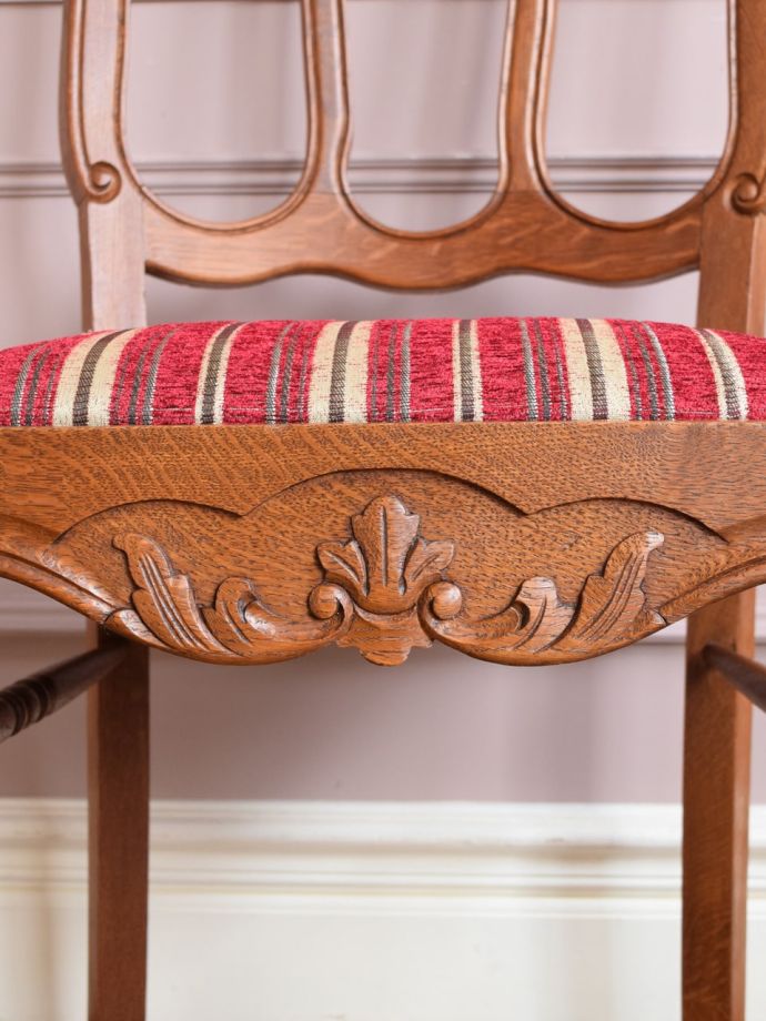 フランスらしい彫