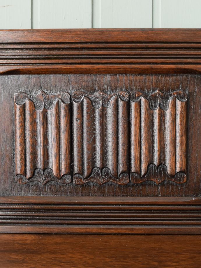 アンティークらしい装飾