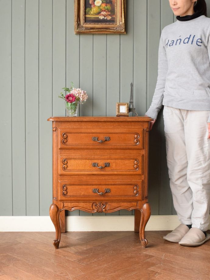 フランスのアンティークチェスト