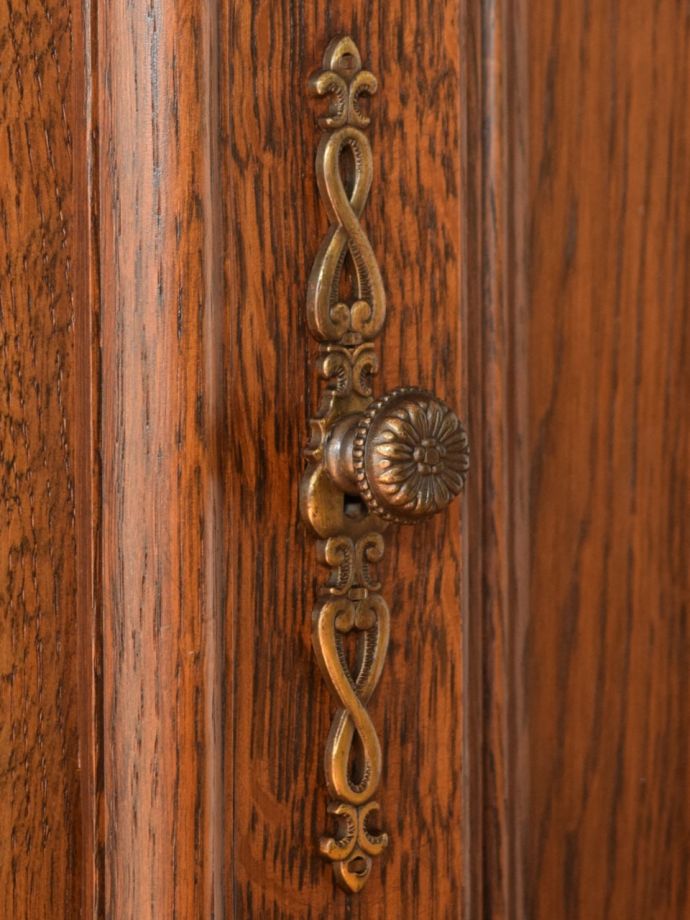 アンティーク家具の取っ手