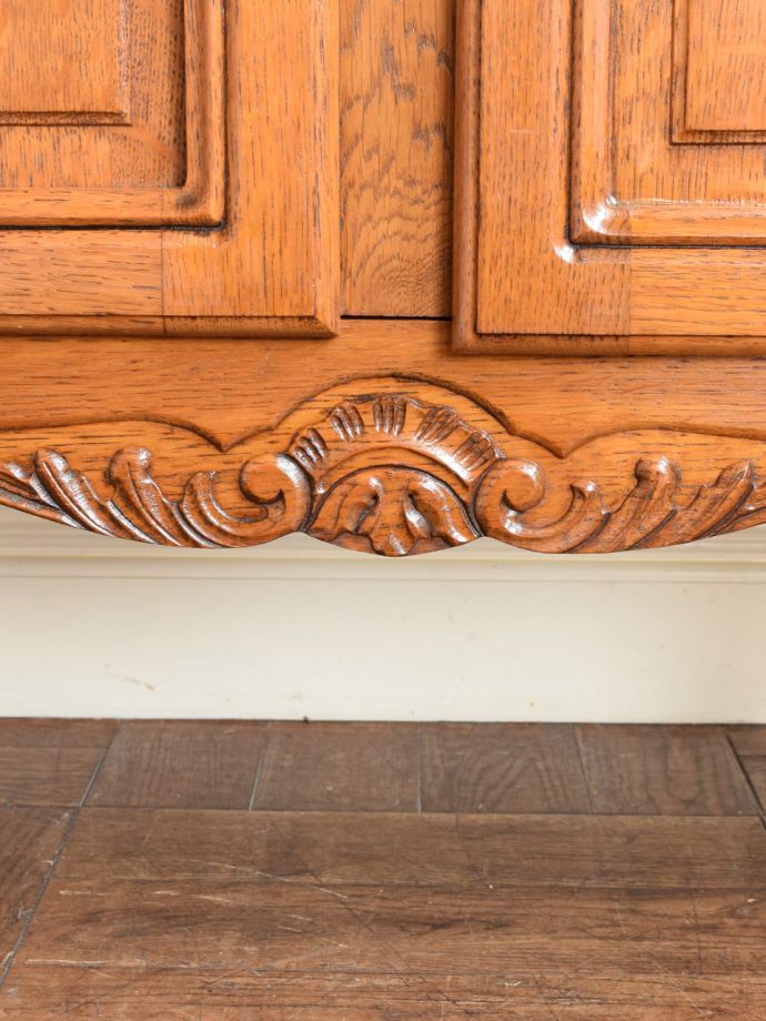 アンティークらしい彫