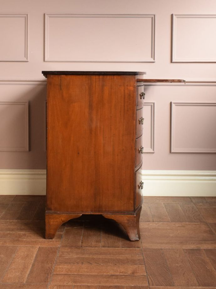 チェストの側面