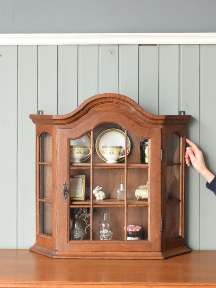 フランスのアンティークウォールキャビネット