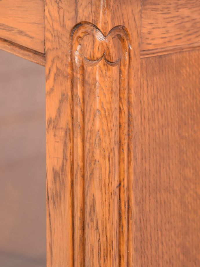 サイドボードの装飾