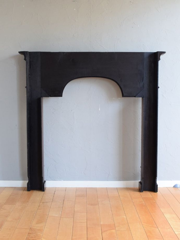 アンティーク家具の後ろ