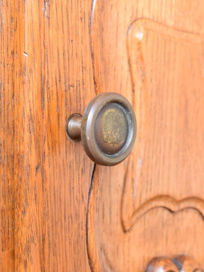 アンティーク家具の取っ手