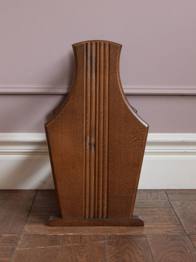 マガジンラックの側面