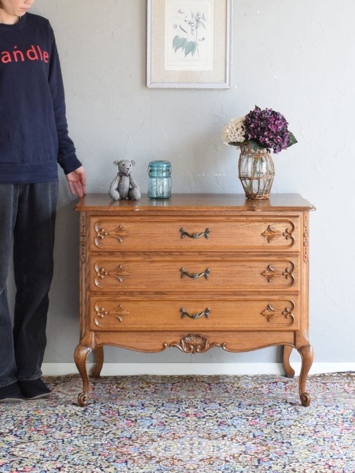 フランスのアンティークチェスト