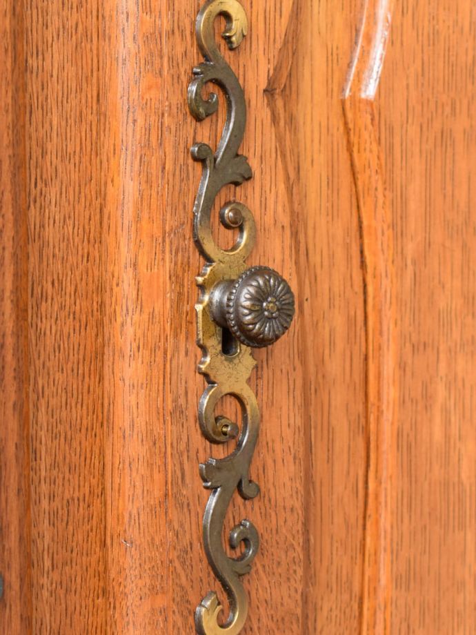 アンティーク家具の取っ手