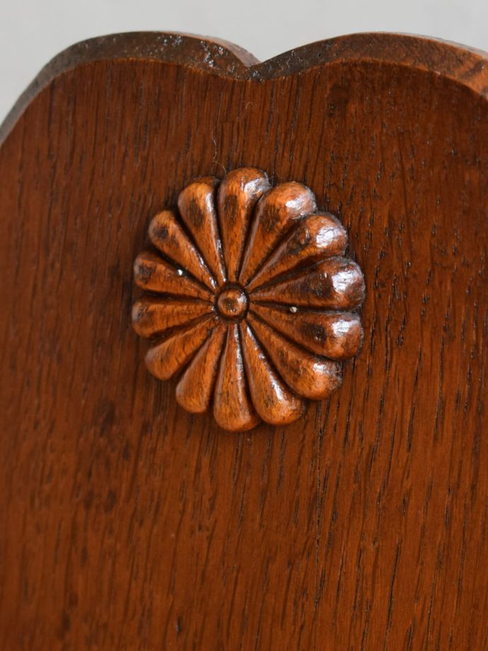 アンティークらしい装飾