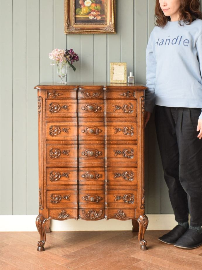 フランスのアンティークチェスト