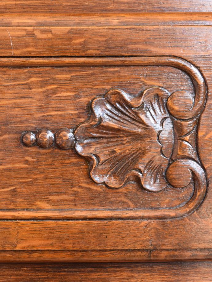 チェストの装飾