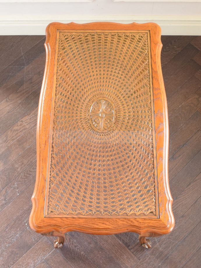 アンティークコーヒーテーブルの天板