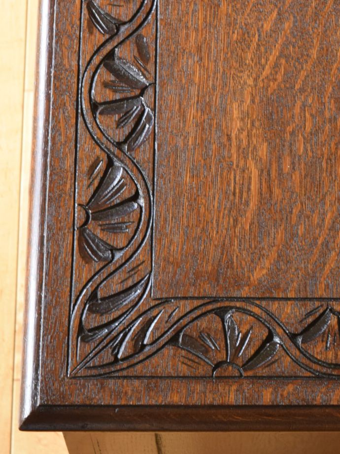 ブランケットボックスの天板