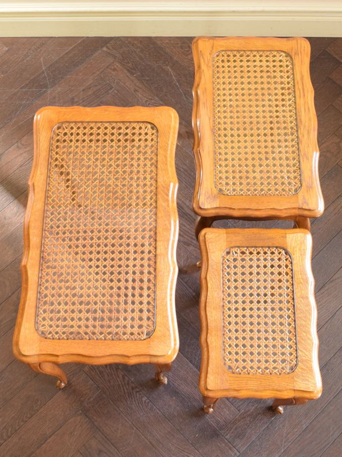 アンティークのテーブルの天板