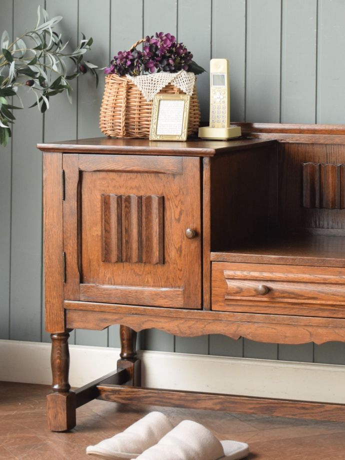 アンティーク家具らしさが漂う家具