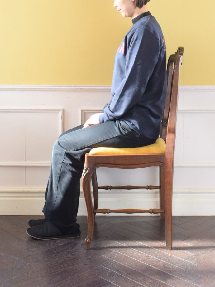 フレンチチェアの掛け心地