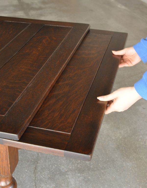 イギリスのアンティーク家具、ドローリーフテーブル（ダイニング