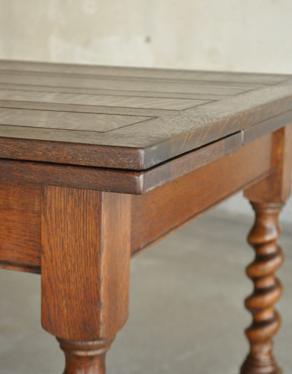 イギリスのアンティーク家具、ドローリーフテーブル（ダイニング
