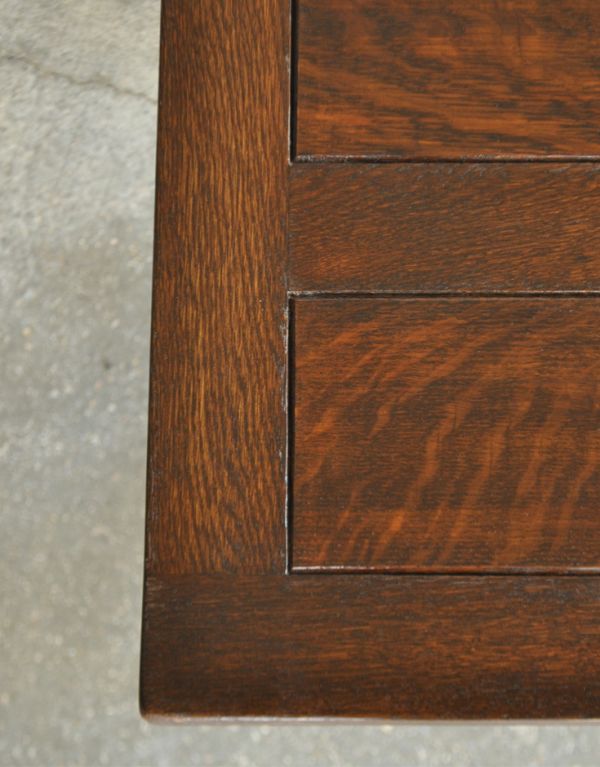 イギリスのアンティーク家具、ドローリーフテーブル（ダイニング