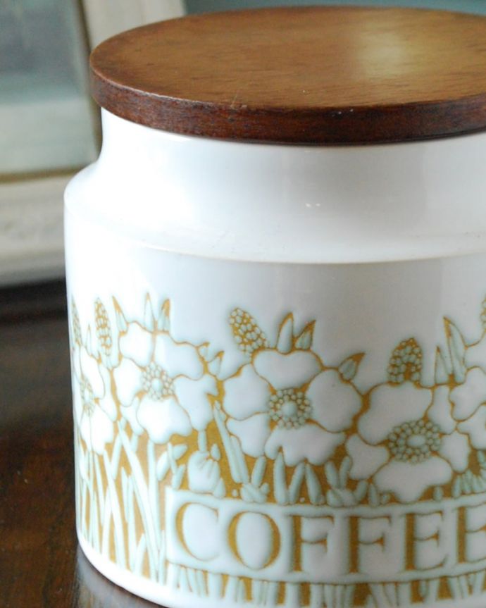 Hornsea（ホーンジー）　アンティーク雑貨　ホーンジー社（フルール）のビンテージキャニスター（COFFEE）　お茶の時間を華やかにしてくれるアンティーク「Fleur（フルール）」＝お花という名前の付いたホーンジーのカップ＆ソーサー。(k-1142-z)