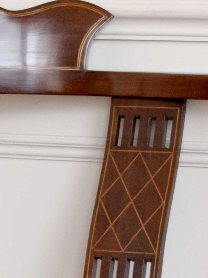 アンティークチェアの装飾