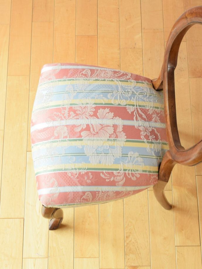 アンティークの椅子の座面