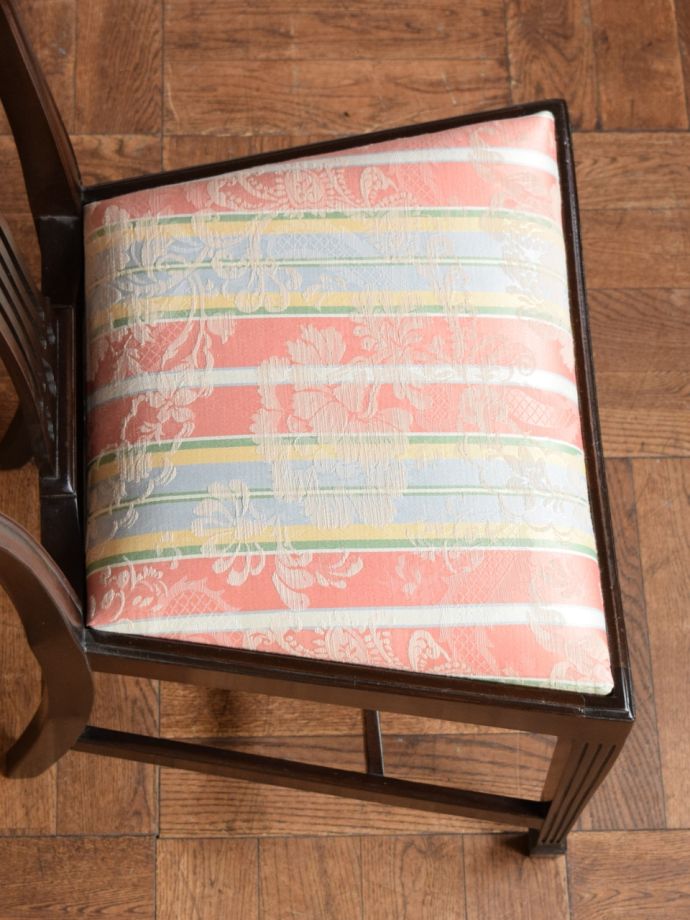 アンティークの椅子の座面