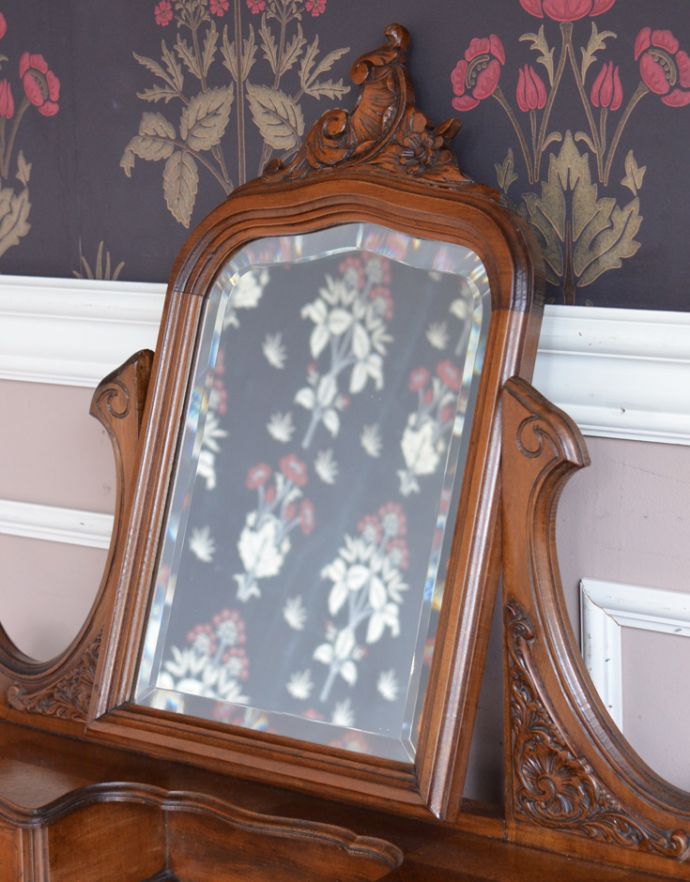 アンティークのドレッサー　アンティーク家具　フランスのアンティーク家具、大理石天板のドレッシングテーブル（ドレッサー）。大きな鏡はお部屋を広く見せる効果大。(k-1295-f)