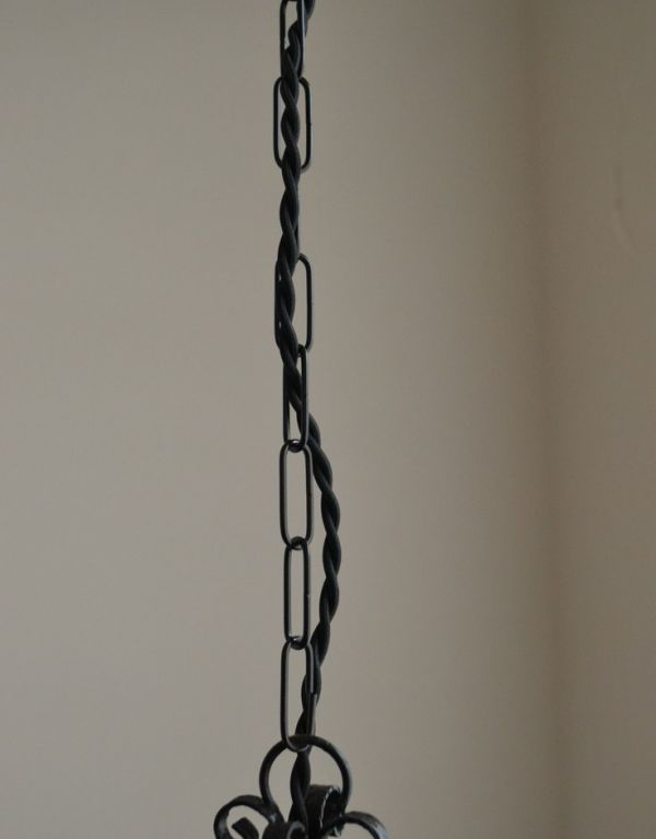 ペンダントライト　照明・ライティング　フランスのアンティークランプ、中々出会えない素敵なペンダントライト（照明）。コードもブラックカラーで合わせました。(k-1300-z)