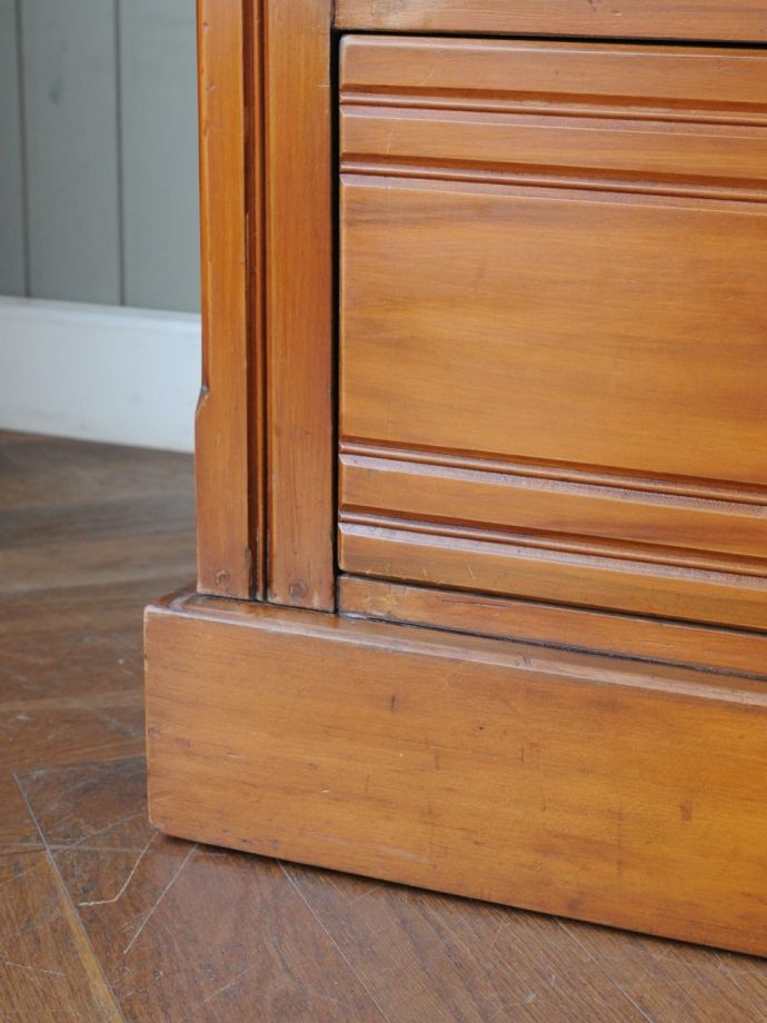 アンティーク家具の脚