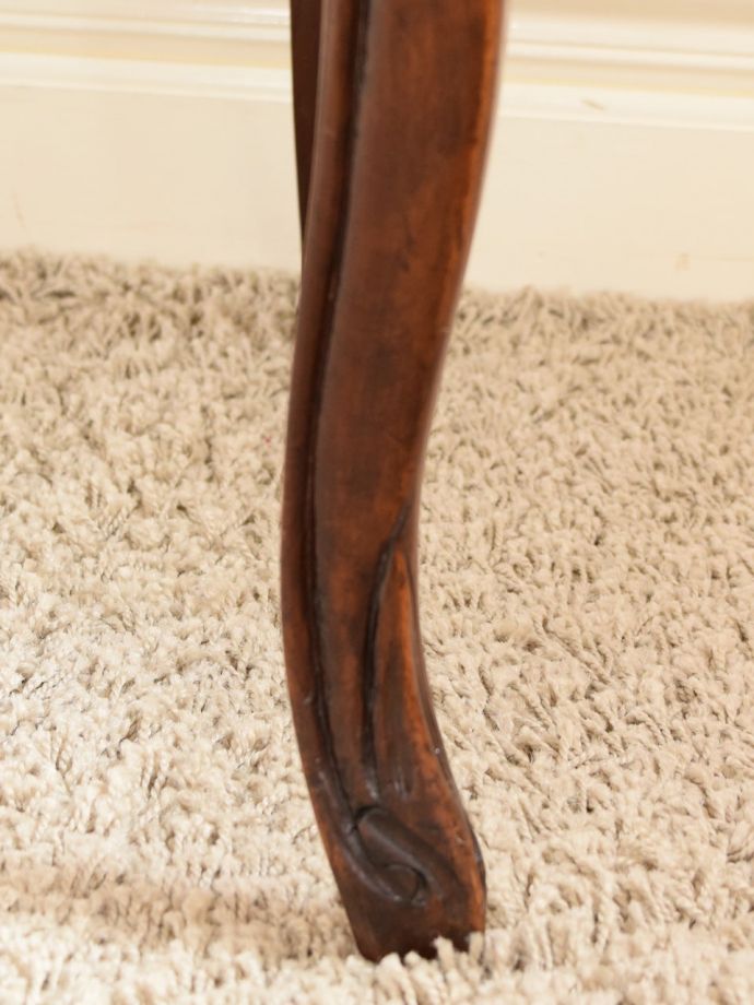 アンティーク椅子の脚