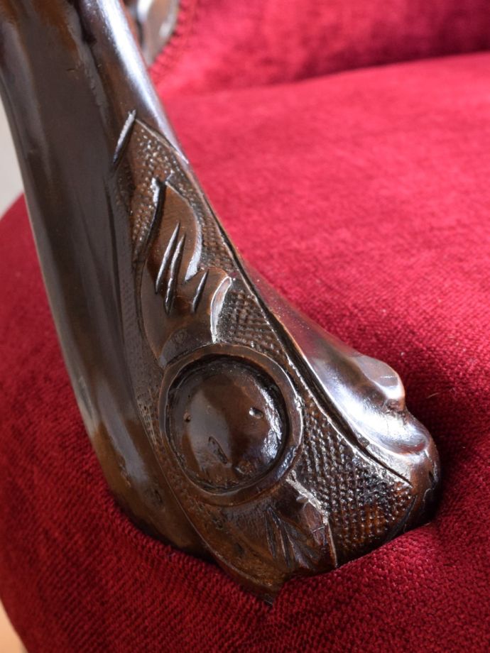 イギリスらしい美しい彫