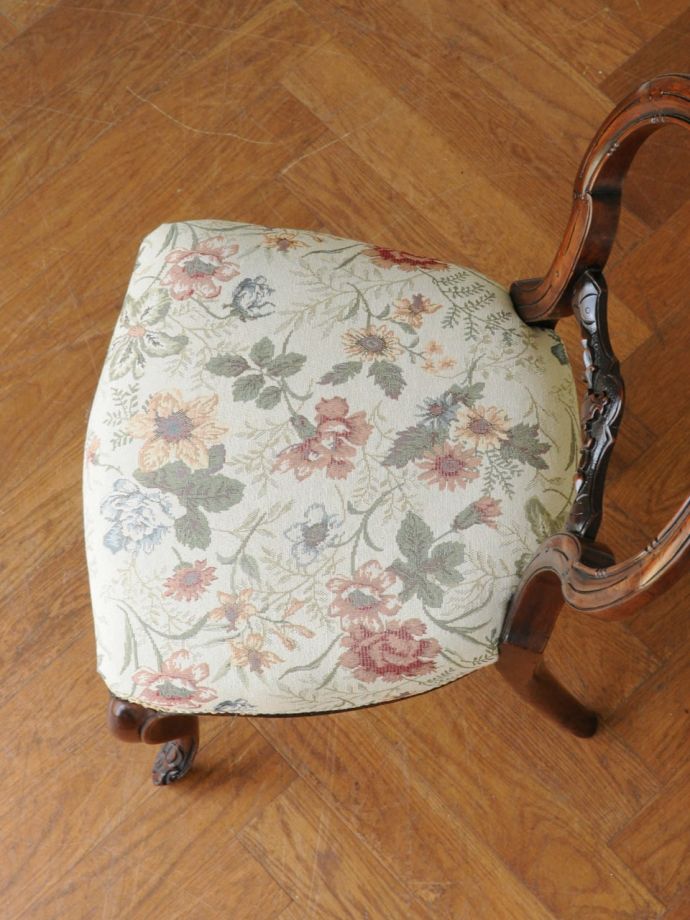 アンティークの椅子の座面