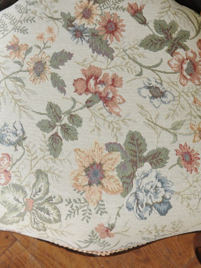 サロンチェアの座面の生地