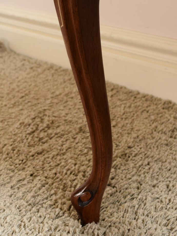 アンティーク椅子の脚