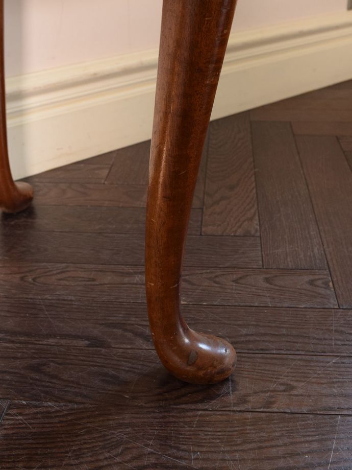 アンティーク家具の脚