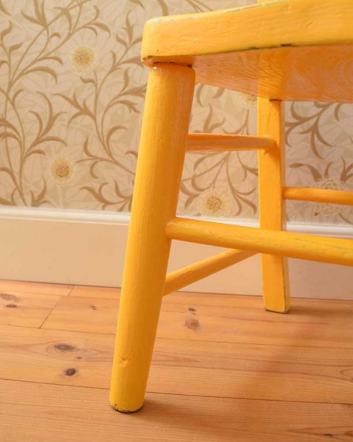 アンティークチェアの脚