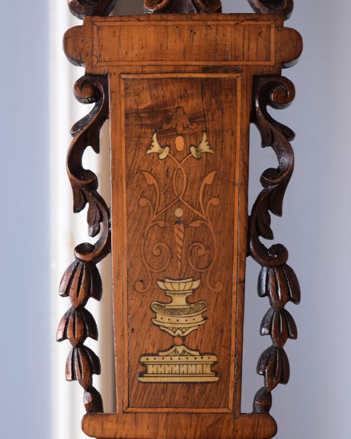 お値下げ中彫刻が美しいアンティークチェアー お値下げ中彫刻が美しいアンティークチェアー